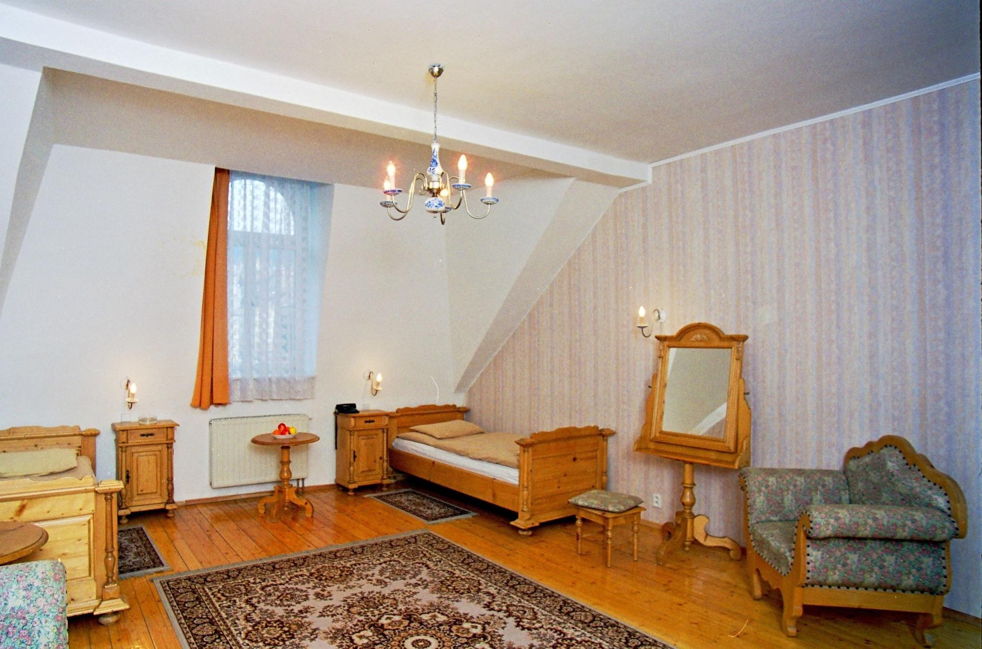 Hotel Heluan Karlovy Vary Exterior photo