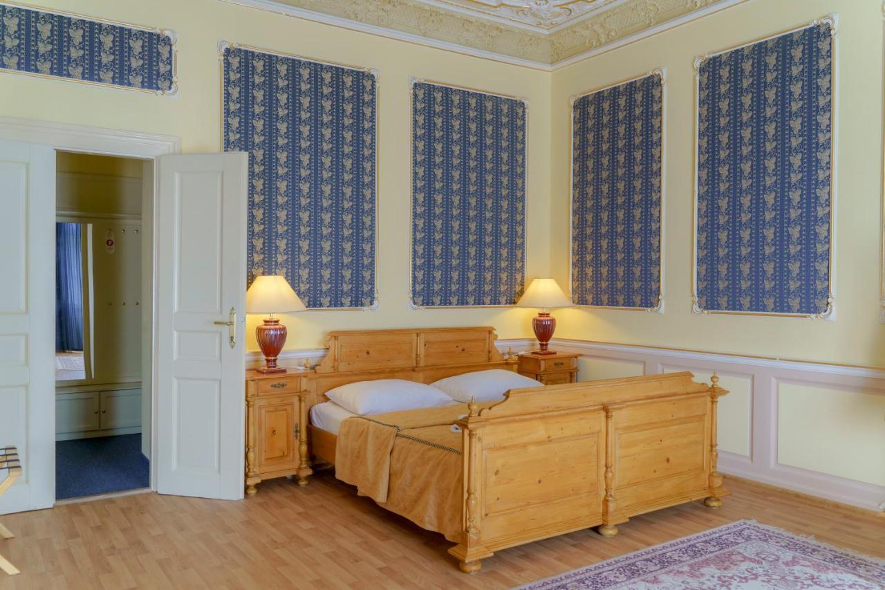 Hotel Heluan Karlovy Vary Exterior photo