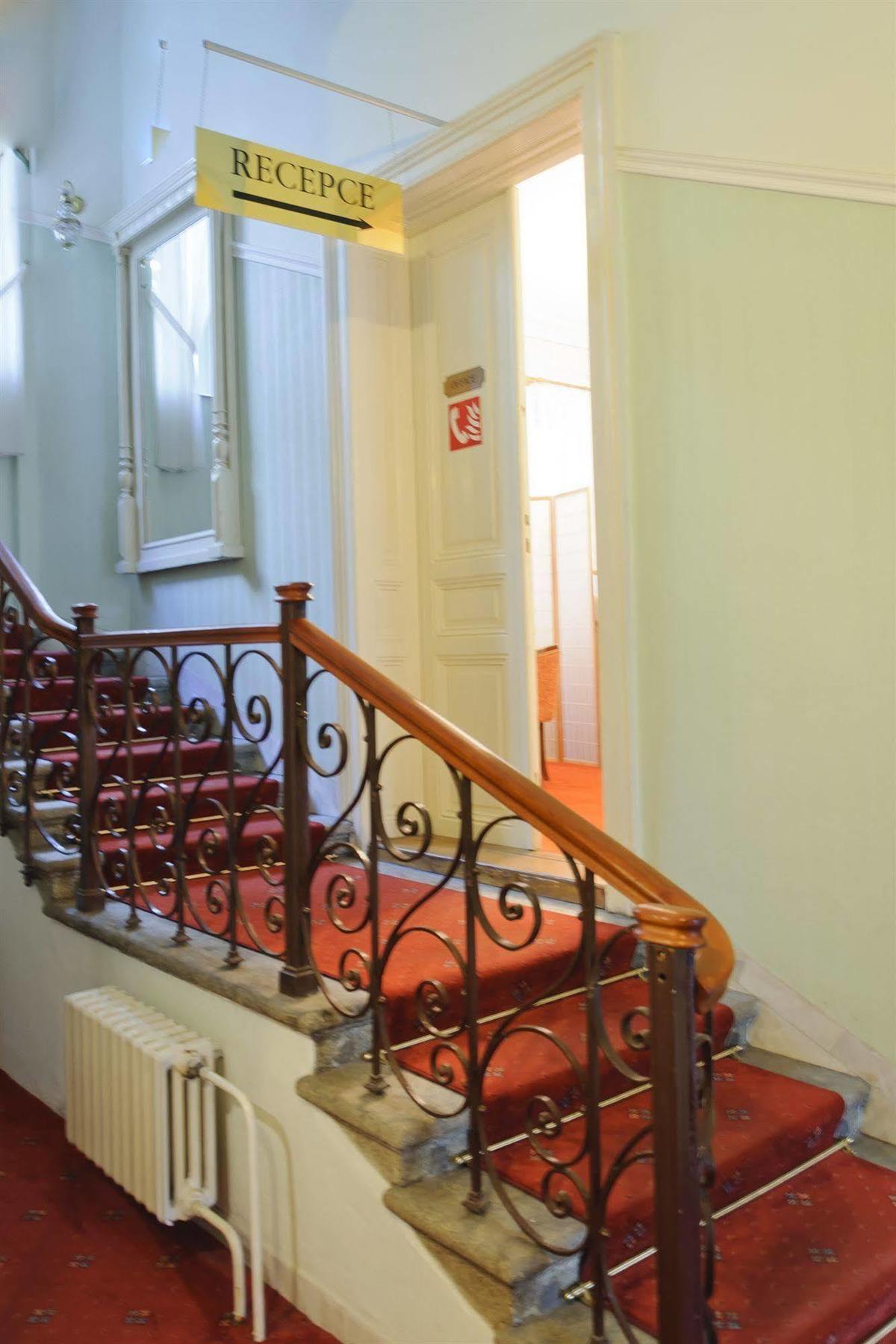 Hotel Heluan Karlovy Vary Exterior photo